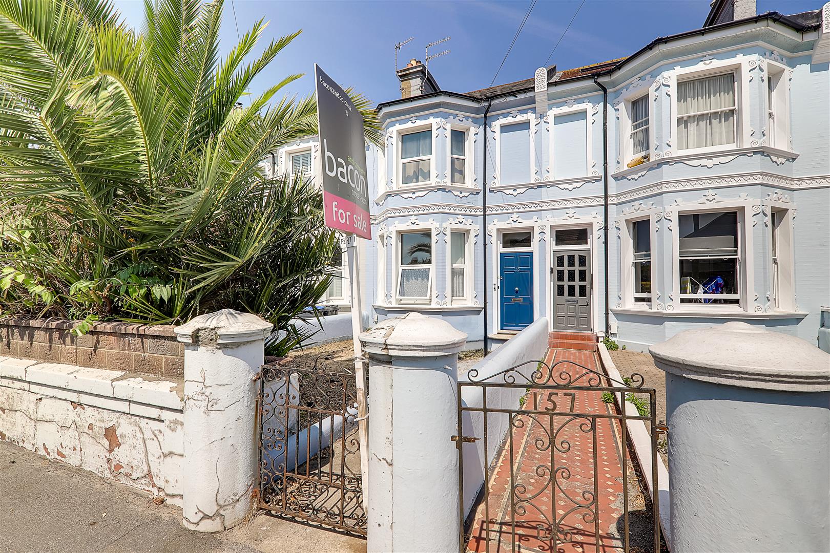 Flat - Garden | Lyndhurst Road, Worthing, BN11 | For Sale